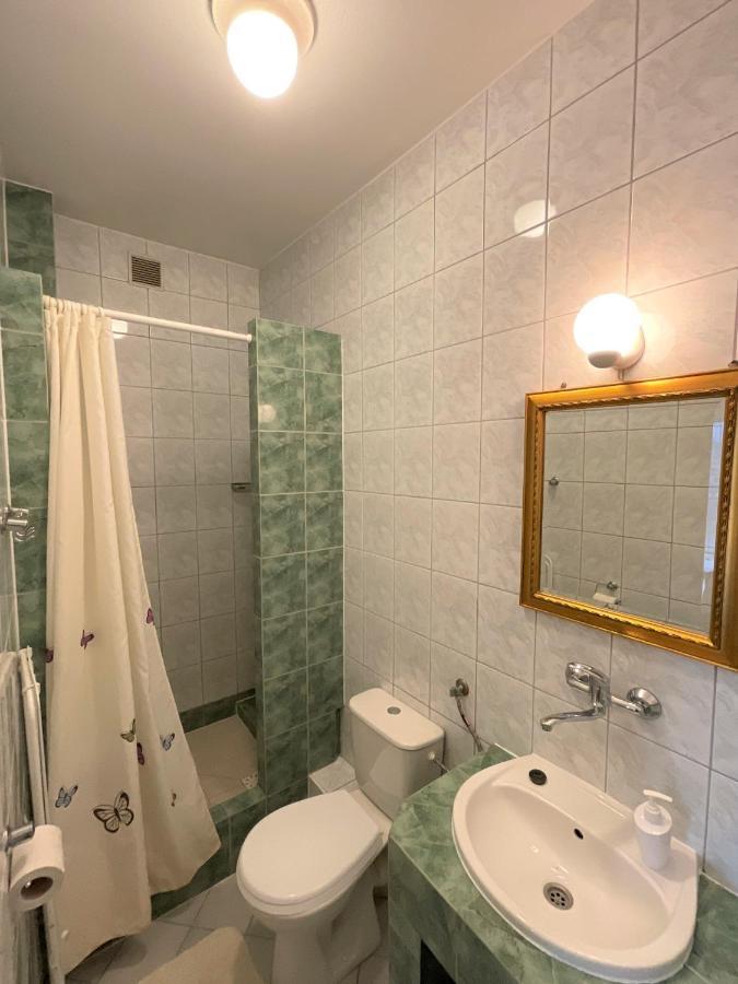 Hotel Gosciniec Jantar Giżycko Esterno foto